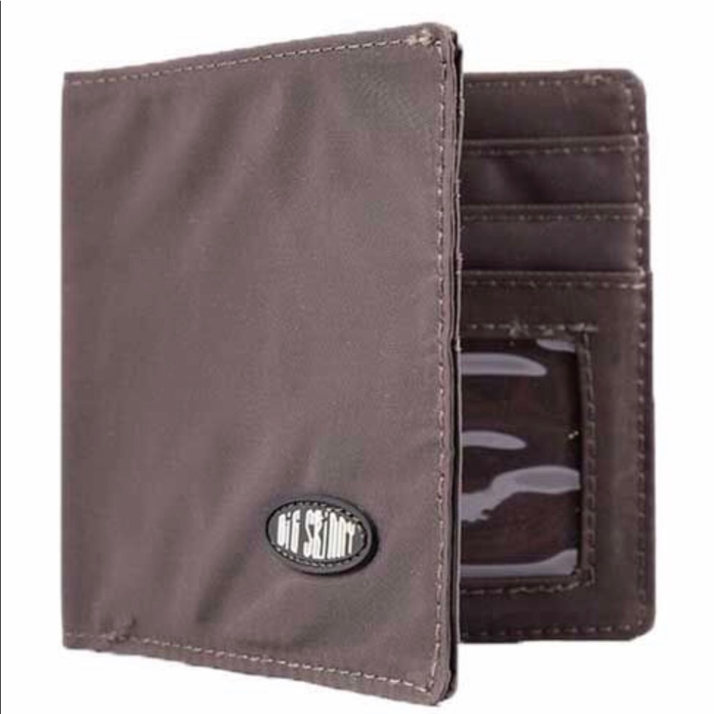 Big Skinny World Bifold Wallet: Brown